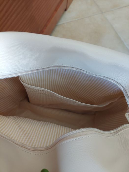 Mochila prática de bebé