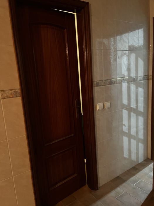 Portas interiores em bom estado com e sem vidro