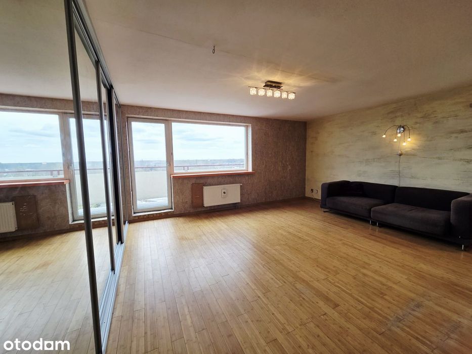Atrakcyjna kawalerka na Bielanach z panoramicznym widokiem