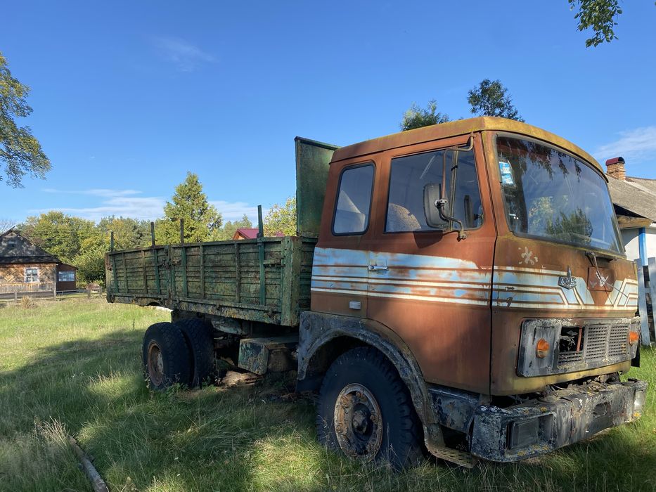 Продам маз 5551