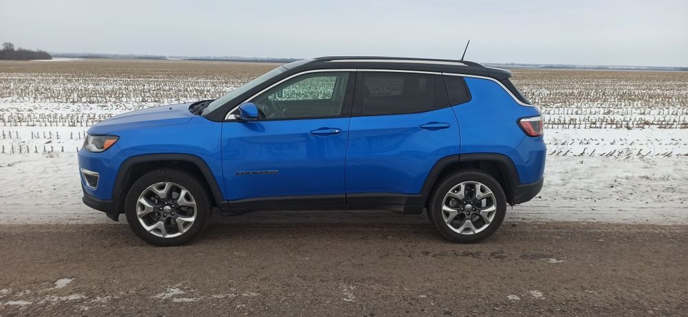 Продам Jeep Compass