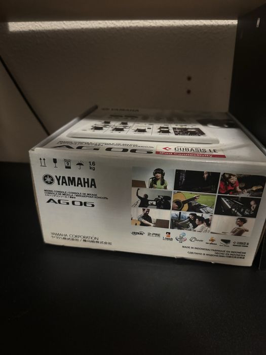 Mesa yamaha AG06 oferta de cabos