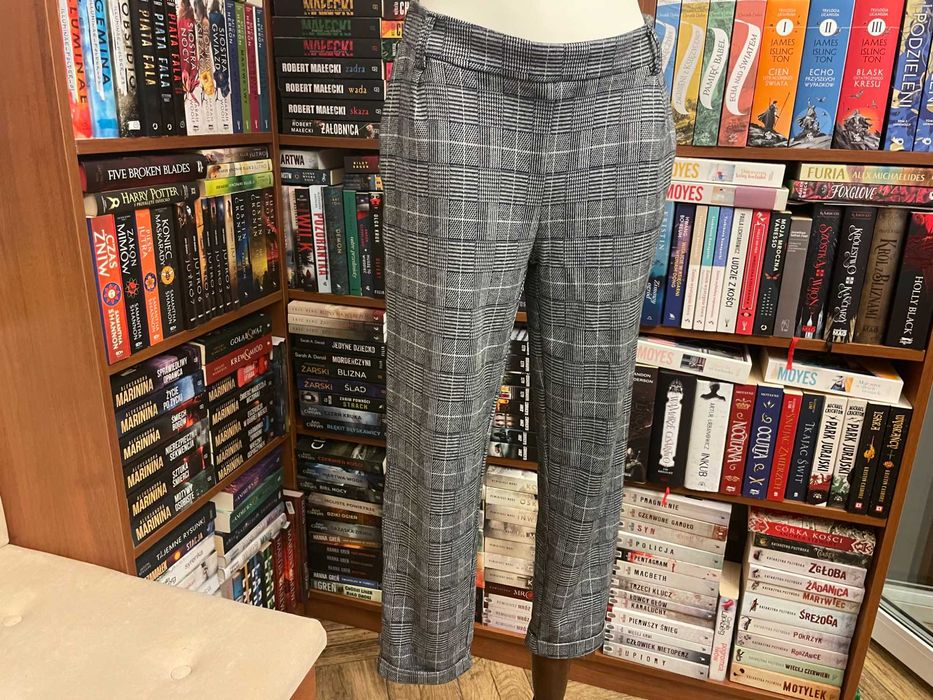 Coloseum - świetne jesienne krateczka kanciki miękkie M!