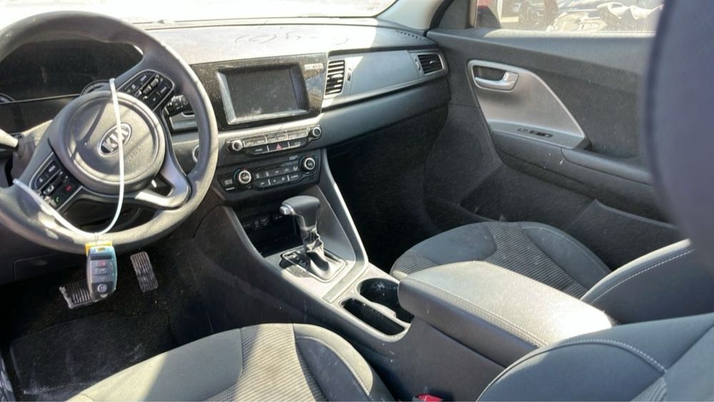 Kia Niro гібрид 2018