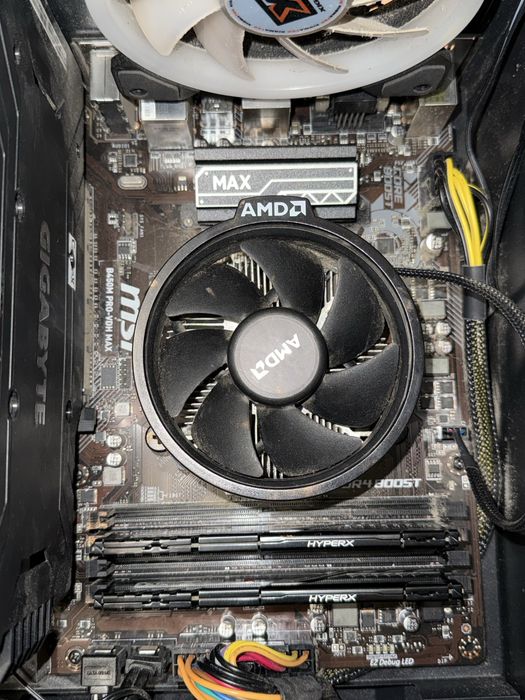 Продам материнську плату MSI B450M PRO-VDH MAX (AM4)