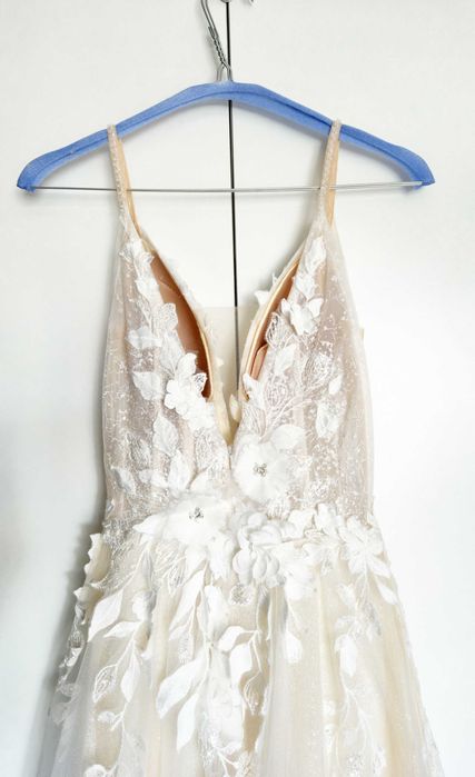 Suknia ślubna + 2 welony