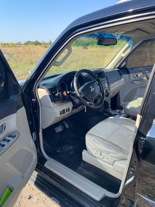 Mitsubishi Pajero Wagon 2007 VIN JMYLRV93W7J718130 фото оголошення 6 з 8