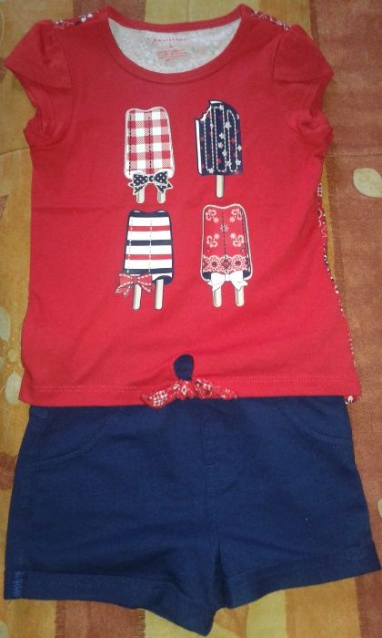 Красивый комплект на девочку