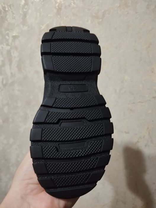 РОЗПРОДАЖ Зимові дитячі ботинки на флісі 26р,29 р