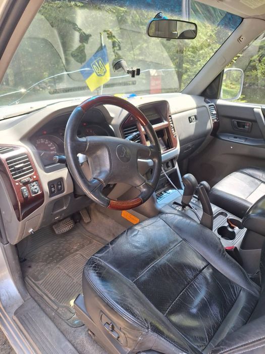 Mitsubishi Pajero 3