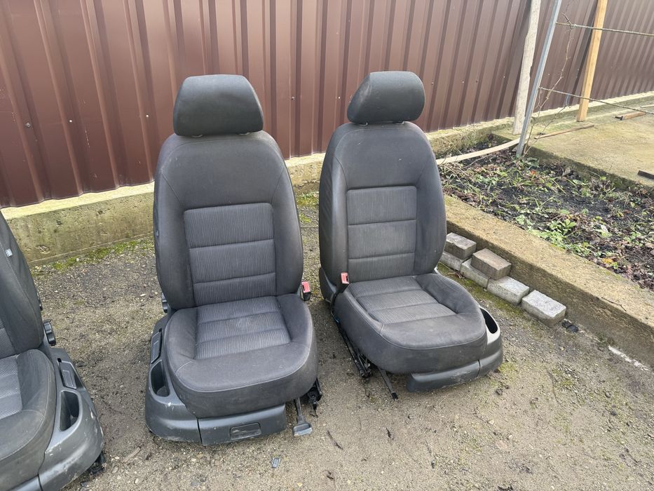 Сидіння шкода октавія а5 сиденья octavia a5 крісло салон сідушки skoda