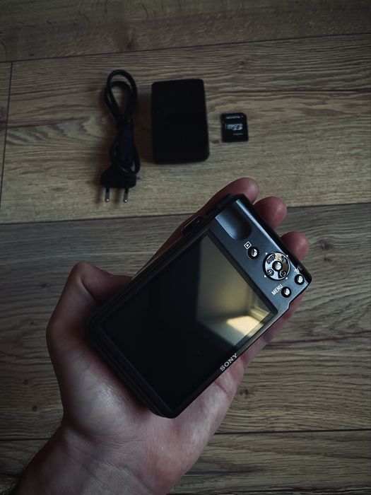 Sony Cyber-Shot DSC-H70 ІДЕАЛ Цифровий Вінтажний Фотоапарат Мильниця