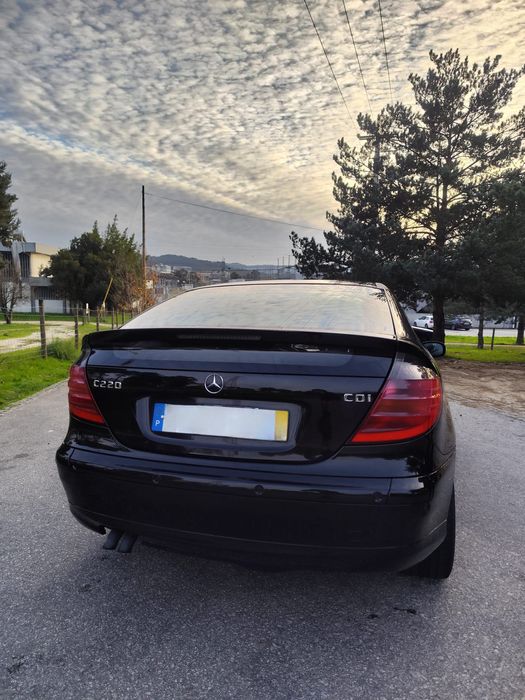 Mercedes C 220 CDI Coupé 143cv | Caixa manual | ~274.000 km