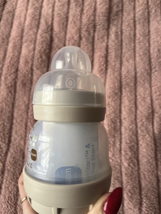 Новая бутылочка для кормления MAM Easy Start Anti-Colic объемом 130