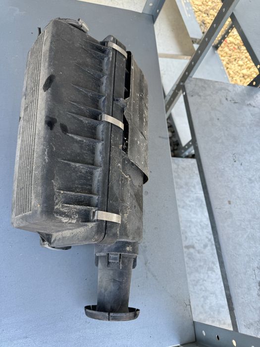 Obudowa filtra powietrza BMW E34 535 m30b35 E32 735 m30 rarytas