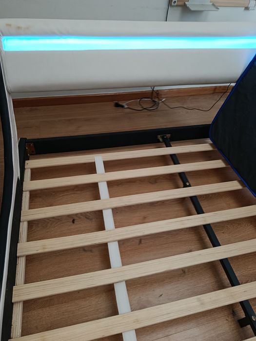 Cama de Casal Completa com Colchão | Excelente Estado