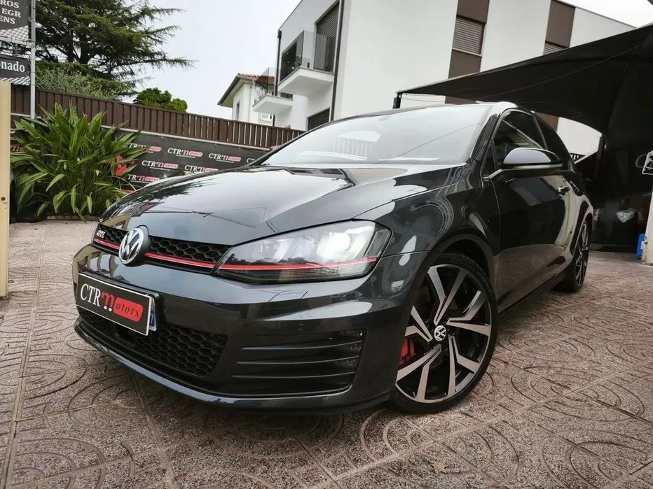VW Golf GTI Performance BlueMotion