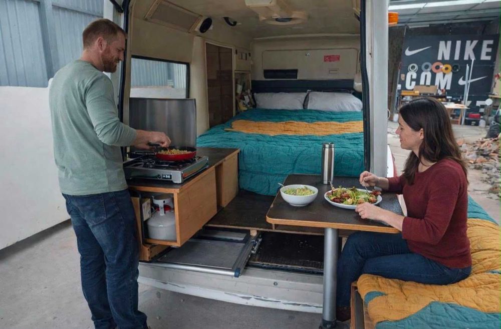 Mercedes Autocaravana/ Ambulância automática