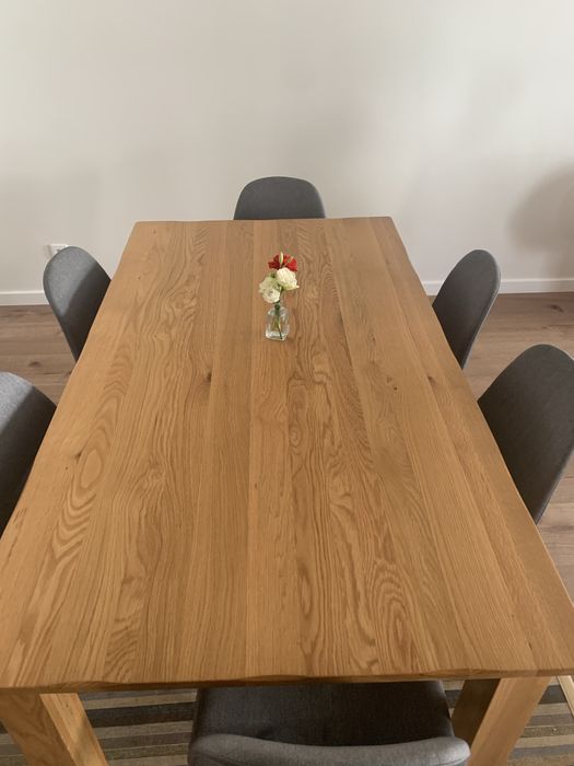Mesa de refeições de madeira maciça (carvalho) para 6 pessoas