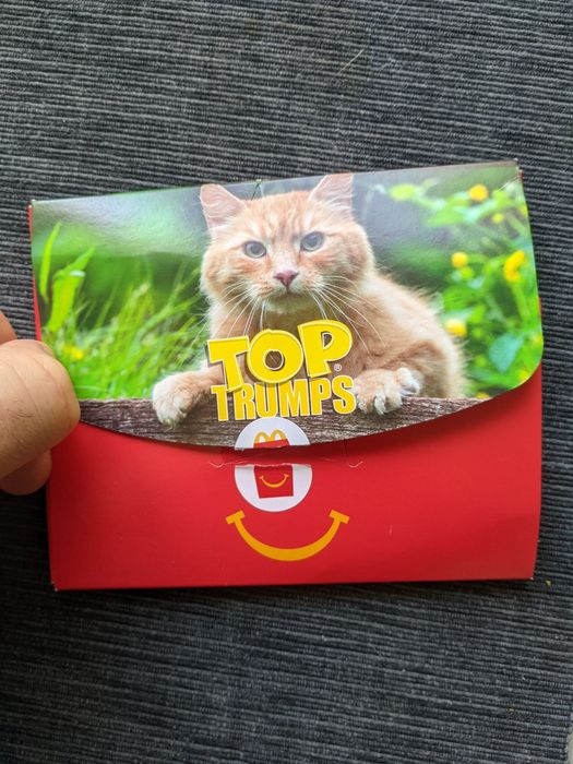 Іграшка гра з Макдональдса.