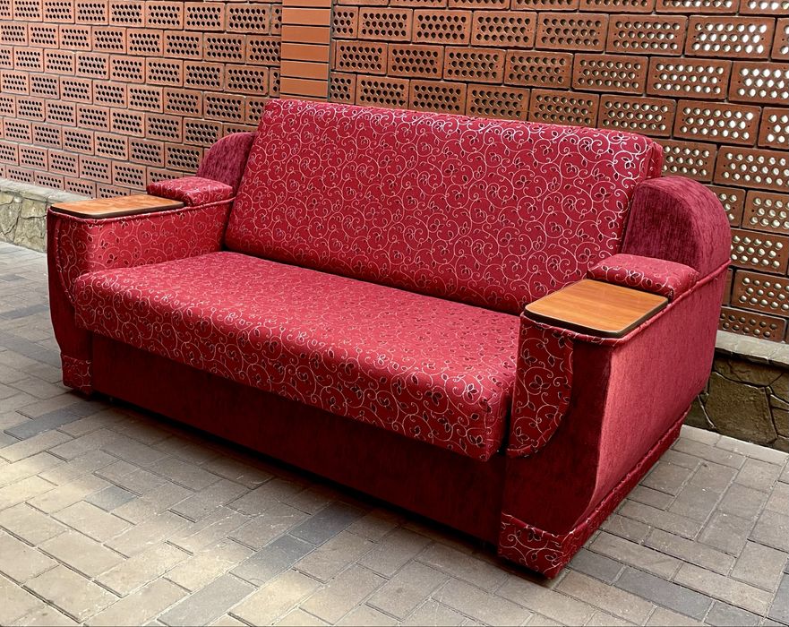 Сучасний, стильний диван-ліжко «Меркурій»  розкладний. Стан Ідеальний.