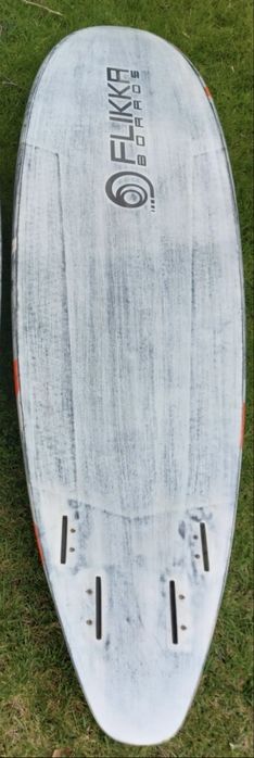Prancha de windsurf Flikka  wave 89 L