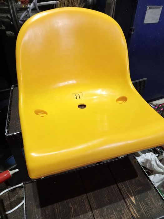 Сидіння для трибун, стадіонів