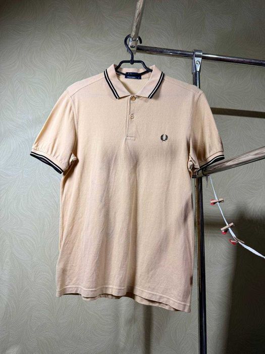 Мужское поло Fred Perry оригинал бежевое брендовая футболка поло