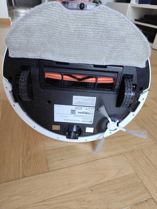 Robot sprzątający ze stacją Ezviz RE5 Plus 45,  4-letnia gwarancja