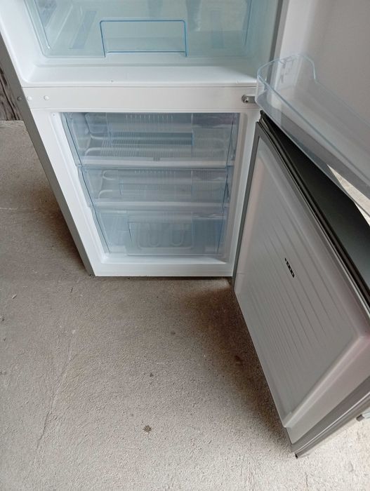 lodówko - zamrażarka / 504