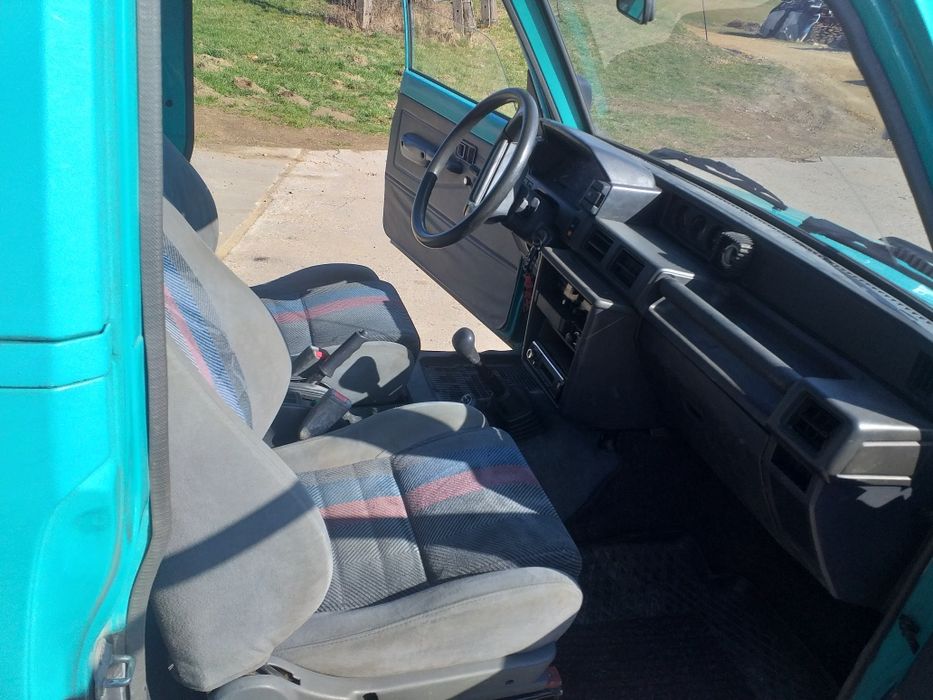 Daihatsu feroza  LPG