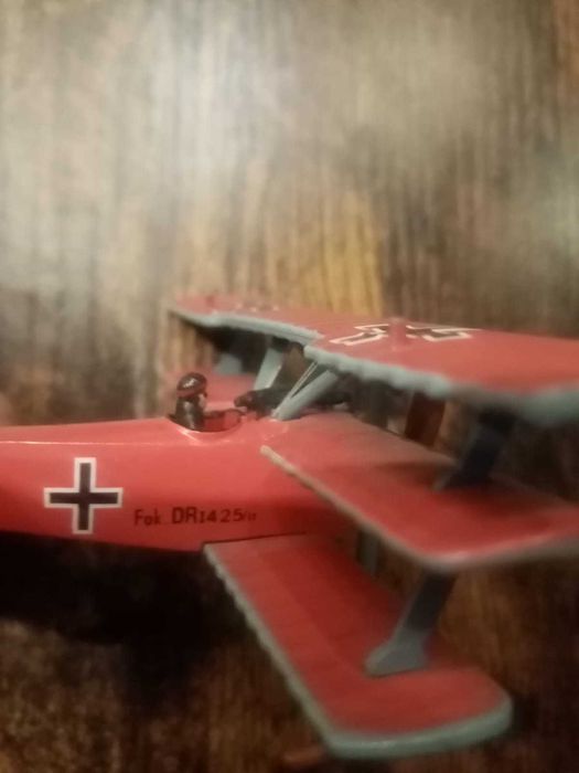 Czerwony Baron - samolot miniatura.