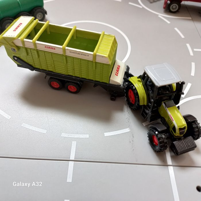 Siku  traktory przyczepy cena dot kultywatora amazone