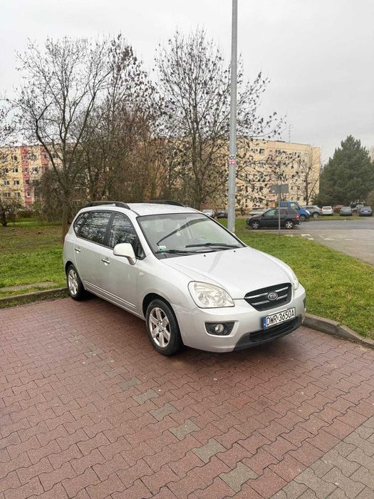 Kia Carens 3 2009 rok 140KM Climatronic 5 os.