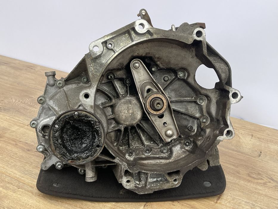 Коробка передач МКПП VW Golf 5 1.6 FSI HBM Фольксваген Гольф 5 1.6