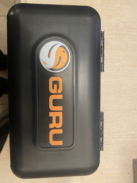 Pudełko na przypony Guru