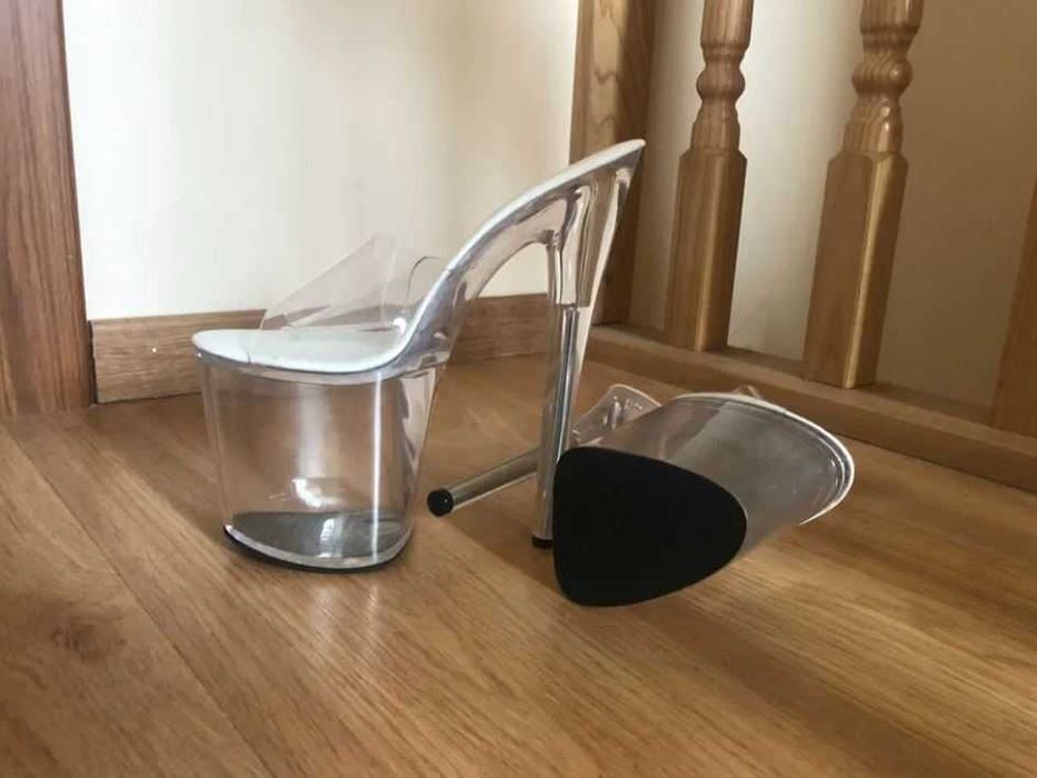 22/ OD RĘKI 39 High heels Transparentne klapki gogo pole dance 20 cm