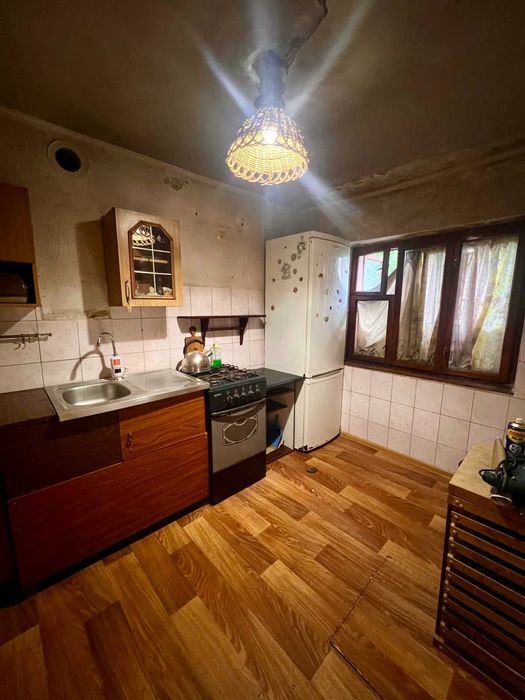 Продаж 3 кімнатної квартири особнякового типу вул. Бодянського