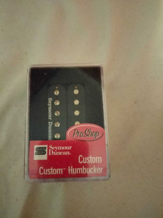 Humbucker seymour duncan custom custom