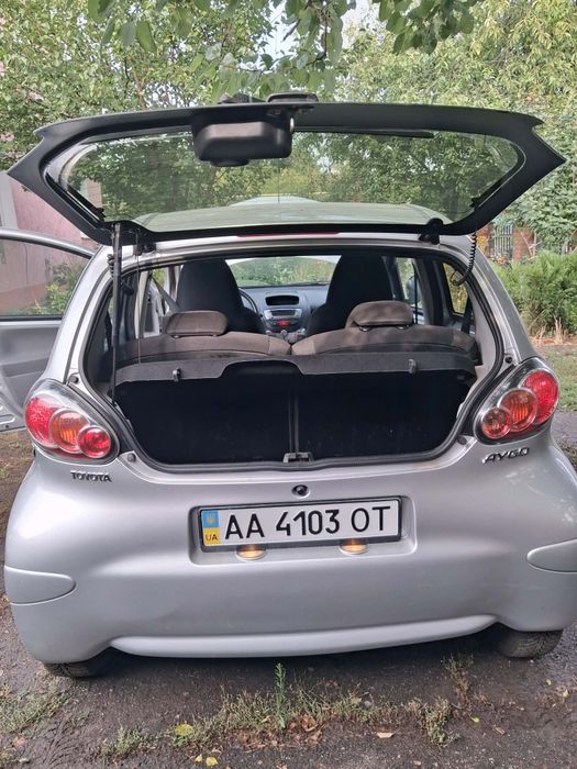Продам автомобіль Тойота