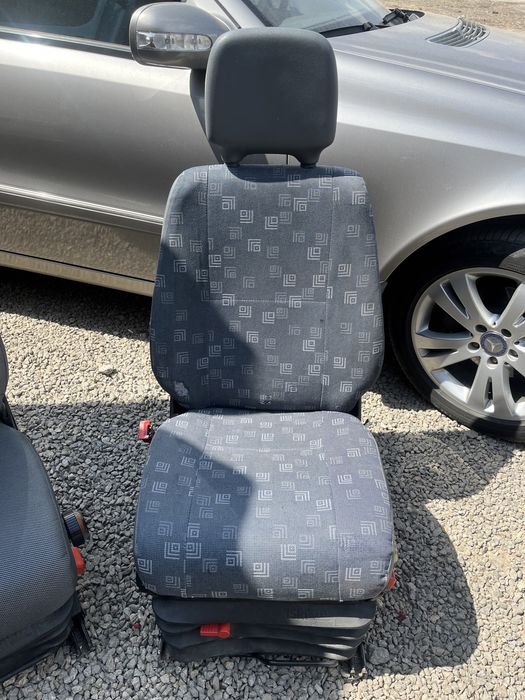 Сидіння пілот спрінтер 903 LT