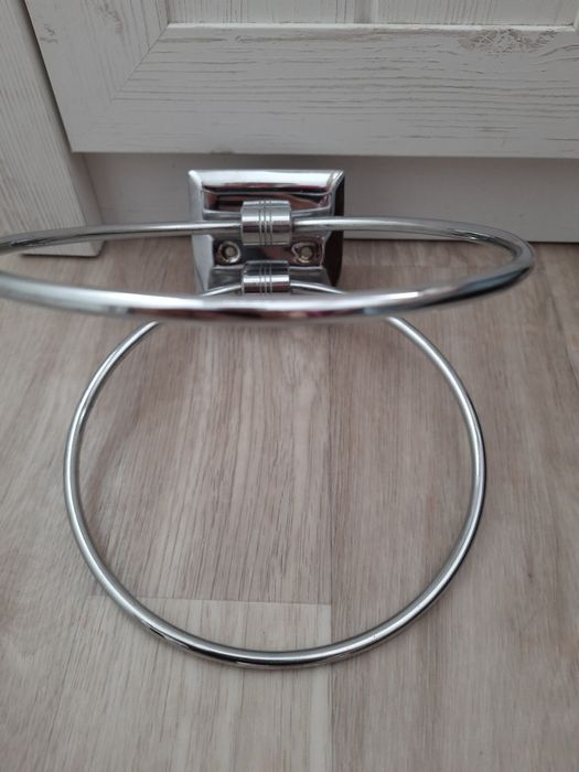 Держатель кольца для полотенец.