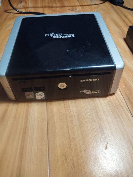 Продам мини  пкFUJITSU-SIEMENS