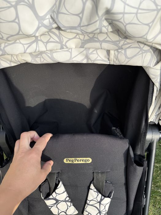 Коляска прогулянкова Peg-Perego Selfie, Grafic Gold