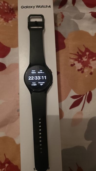 Samsung s23 128GB + Samsung smartwatch 4
