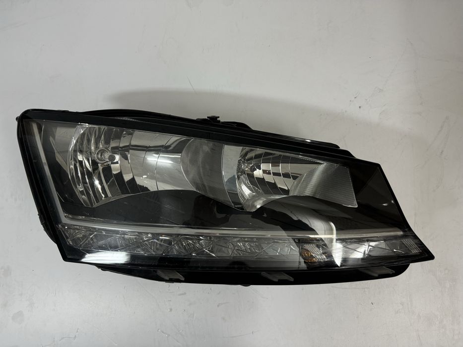 Skoda Fabia III LED lifting 2017 lampa reflektor prawy lewy