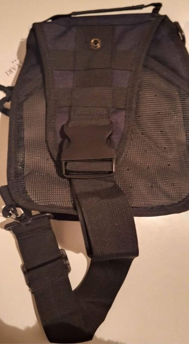 Mochila pequena muito util para o dia ou para quem gosta de caça a dia