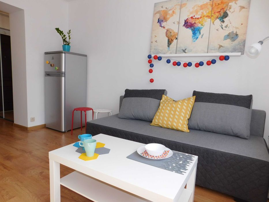 Poniatowskiego przy AWF, umeblowana, CO miejskie, parkowanie w cenie!!