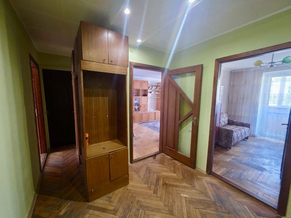 Продається 3-кімнатна квартира 67 м2, вул. Стебницька