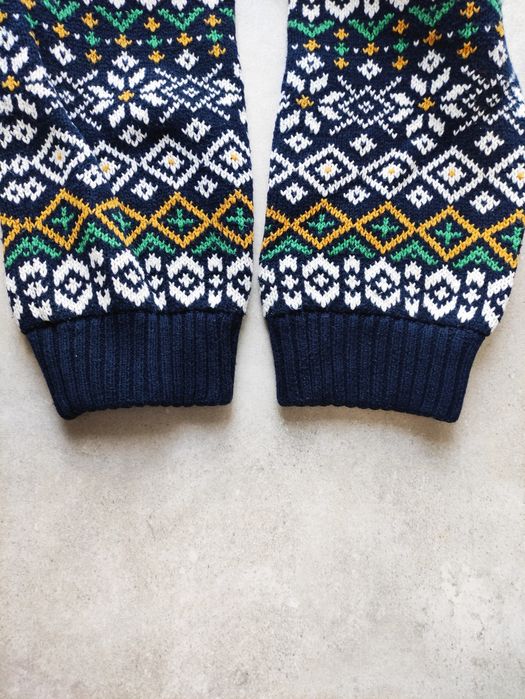 Krótki wzorzysty sweter sweterek BDG rozmiar L ciepły na zimę Crop top